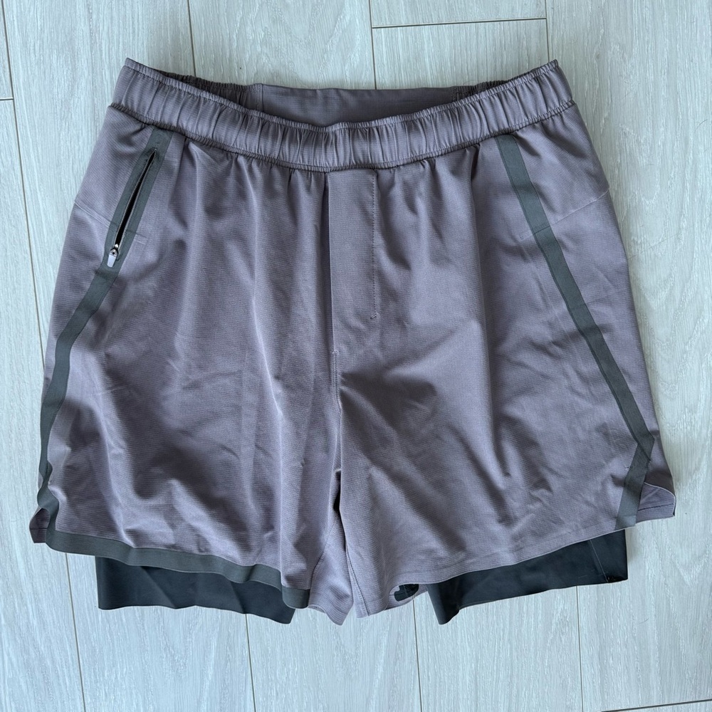 Lululemon Surge Short Bold Lines Size Medium Lunar Rock